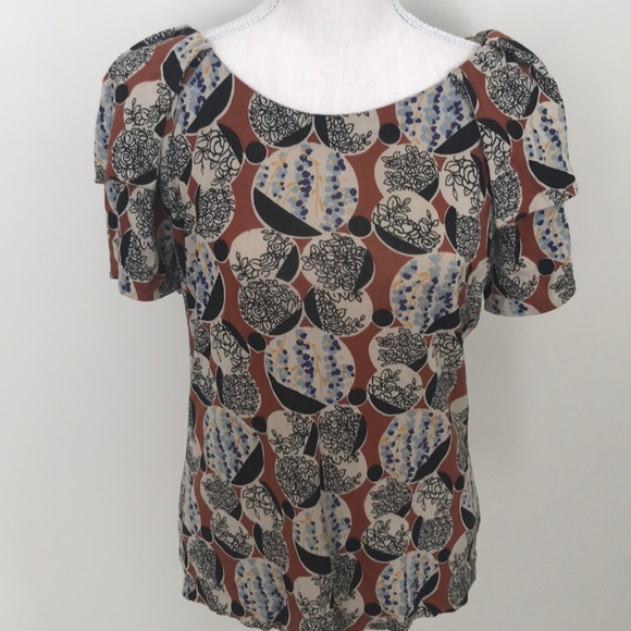 Printed Ruffle Sleeve Top - Picture 2 of 7